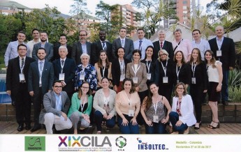 Professora e Acadêmica apresentam pesquisas no Congresso Ibero-Latinoamericano del Asfalto