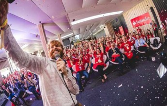 Bolsista e coordenadora da Unoesc participam do evento Fórmula Santander