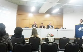 Mobilidade Acadêmica da Unoesc compartilha experiências sobre intercâmbio durante reunião da Acafe